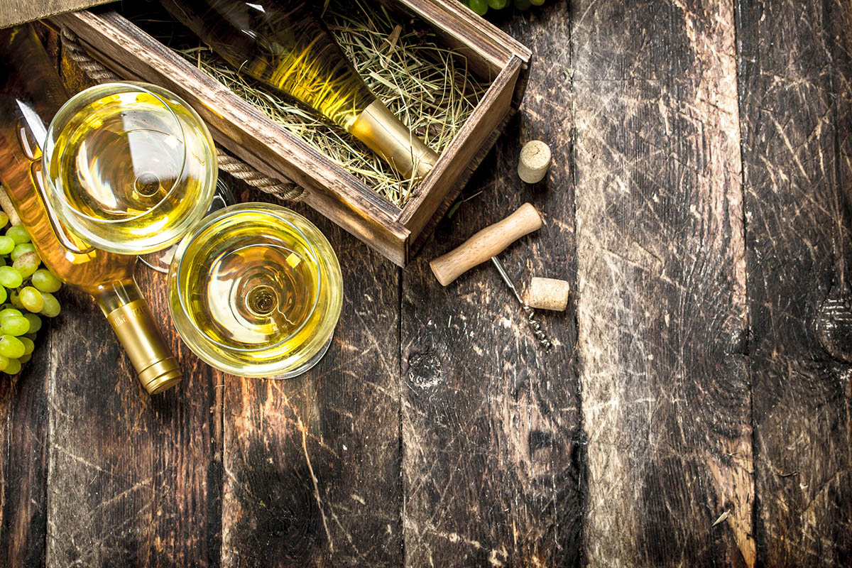 Wine bottle / Gruner Veltliner